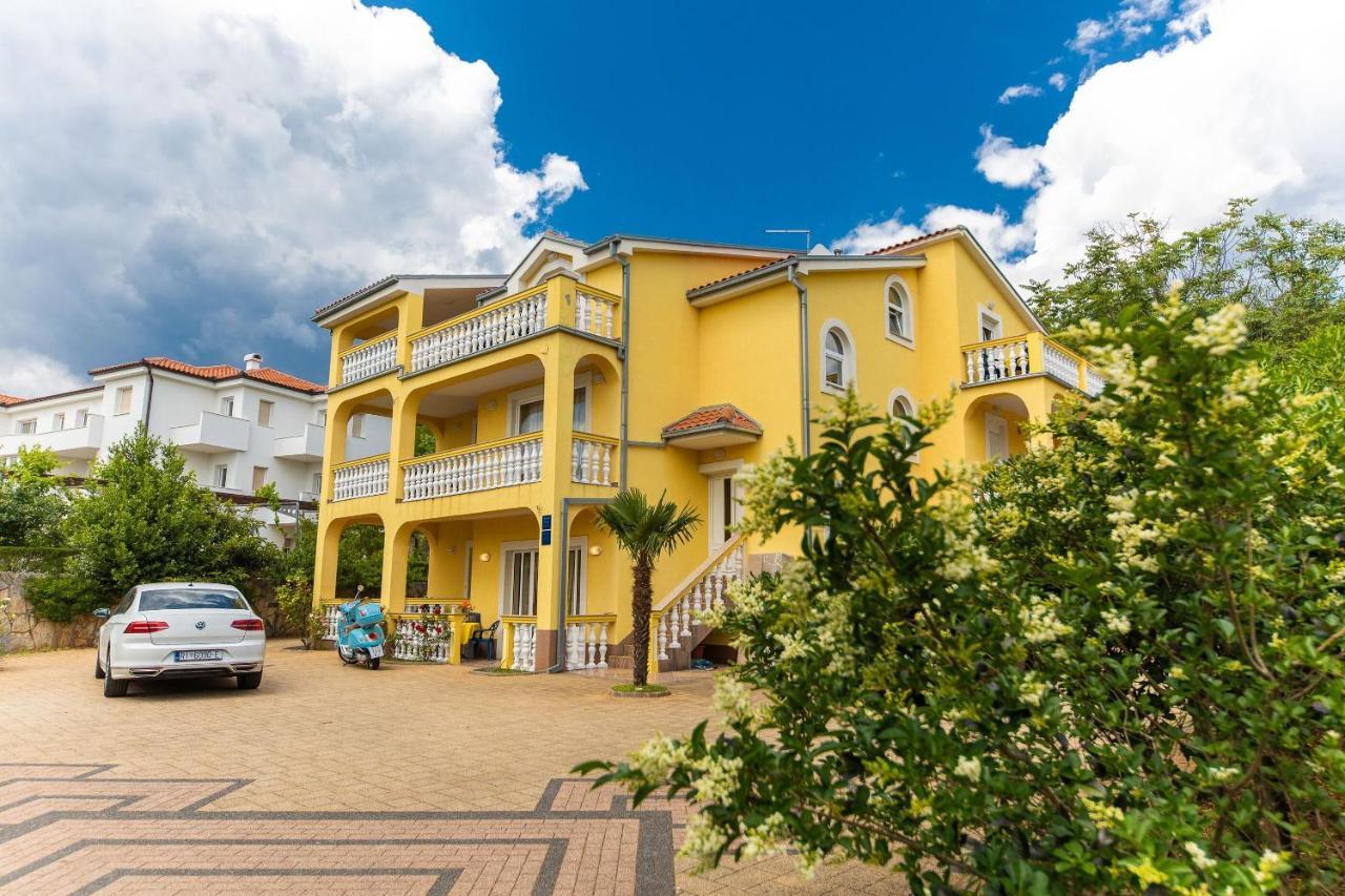 Apartments Artan Crikvenica Ngoại thất bức ảnh